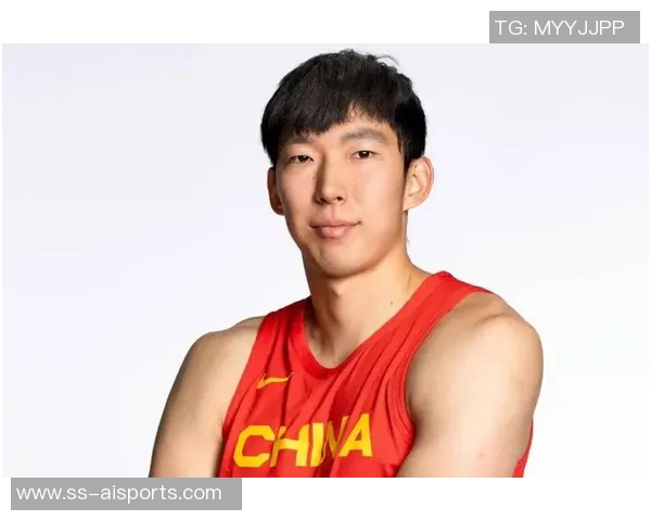 周琦回国后首次公开训练，三分9中5震撼全场！描述：他终于回来了！周琦揭开归来新篇章，首场公开训练中三分球火力全开，9投5中，展现王者归来的坚定信念。这不仅是一场练习，更是一场令人振奋的视觉盛宴。未来可期，敬请期待！关键词：周琦回国，公开训练，三分球，篮球明星，CBA，重返巅峰，篮球新篇章