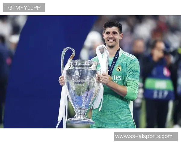 库尔图瓦昨夜对利物浦扑救8次，欧冠生涯仅次于22年决赛的9次