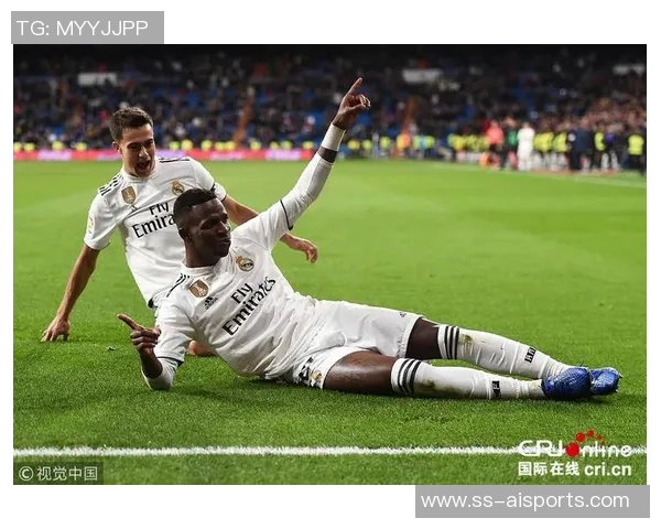 里瓦尔多：阿隆索安排维尼修斯替补，目的是激发他的最大潜力